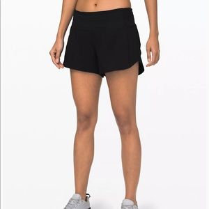 Lululemon | 4” Shorts